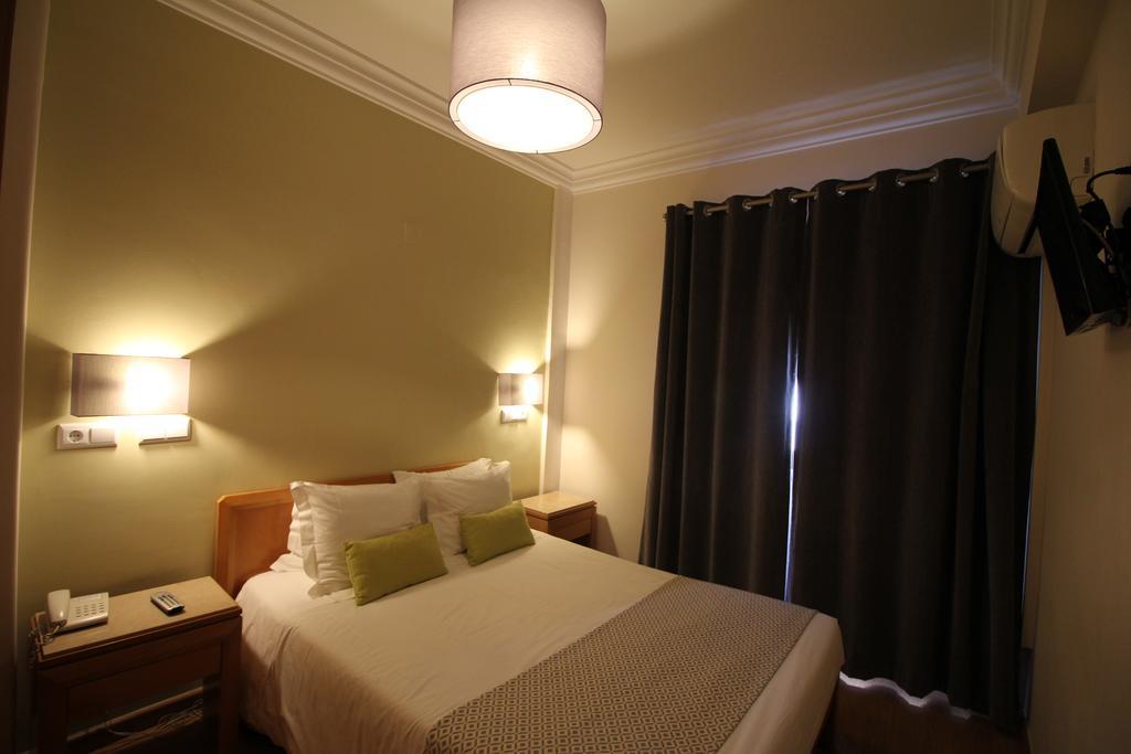Imperador Hotel Lisbon Bagian luar foto